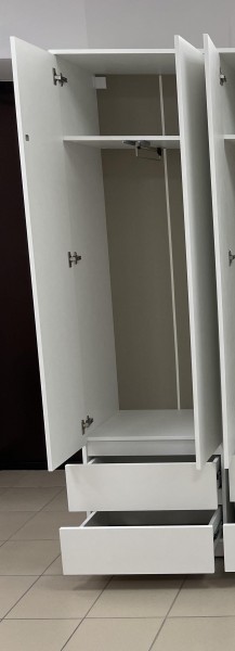 Шкаф 2-ств. с 2 ящиками и вешалкой "Бьянко" в Соликамске - solikamsk.mebel24.online | фото 2